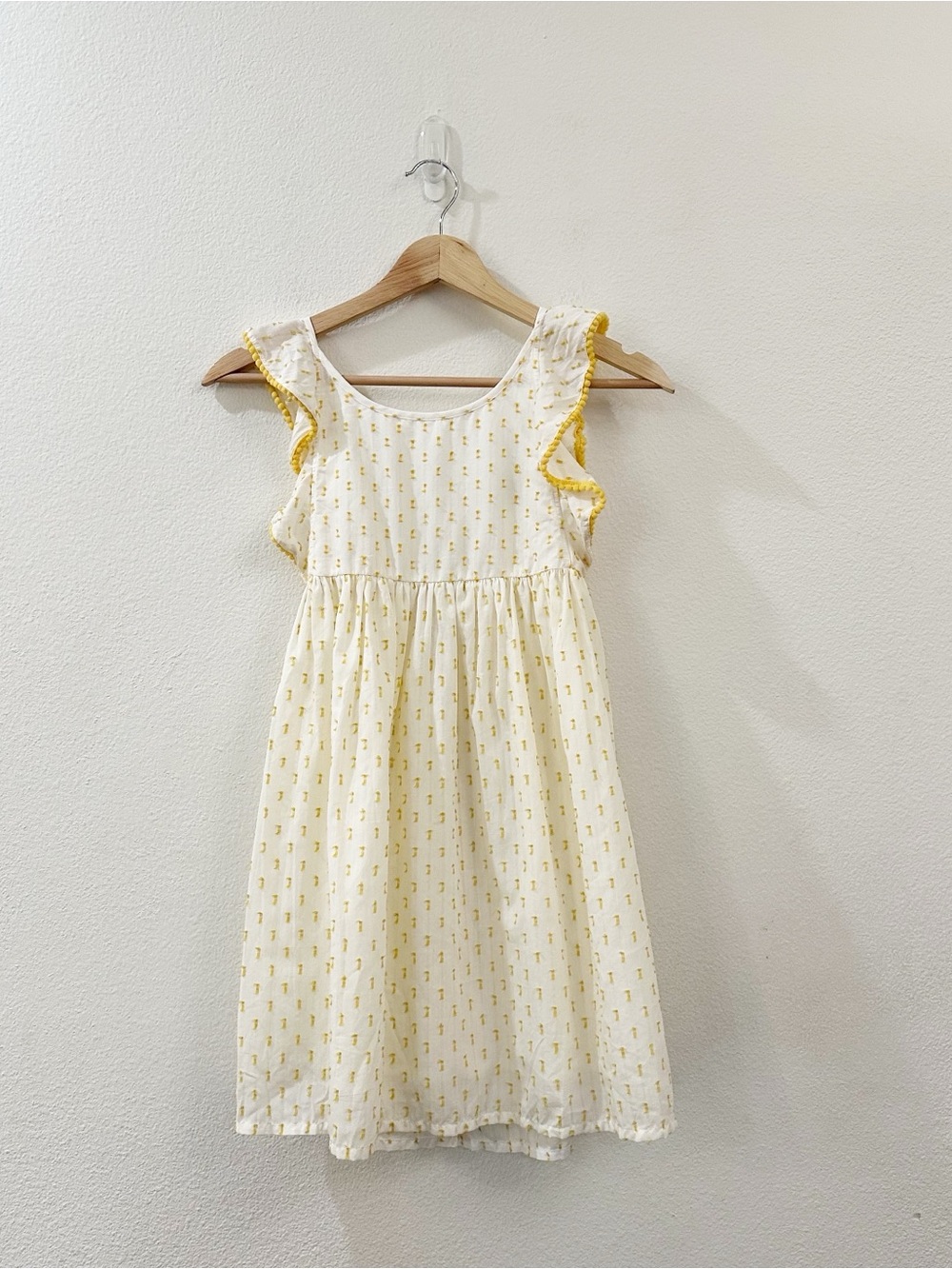 Mer St. Barth Girls  Daphne Flutter Sleeve Dress in Gold Swiss Dot Size 8